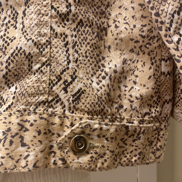 TRADITIONS  Snake print Jean jacket, Size 12 - Picture 4 of 4